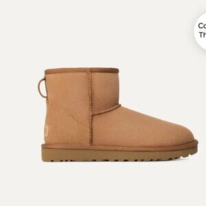 UGG Classic Mini  2Chestnut Sheepskin Ankle Boots